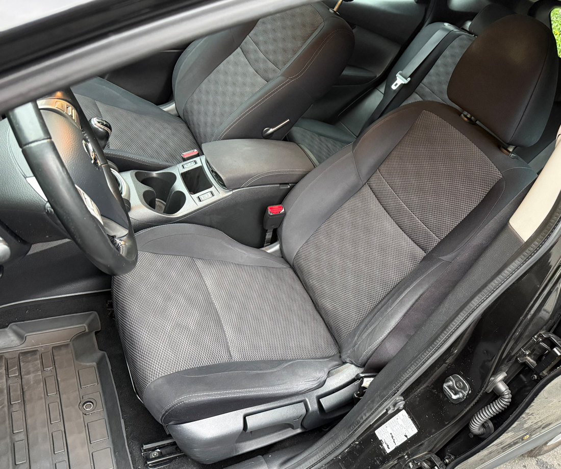 Nissan Qashqai 1.2 DIG-T Manuell 2015, bild 6/9