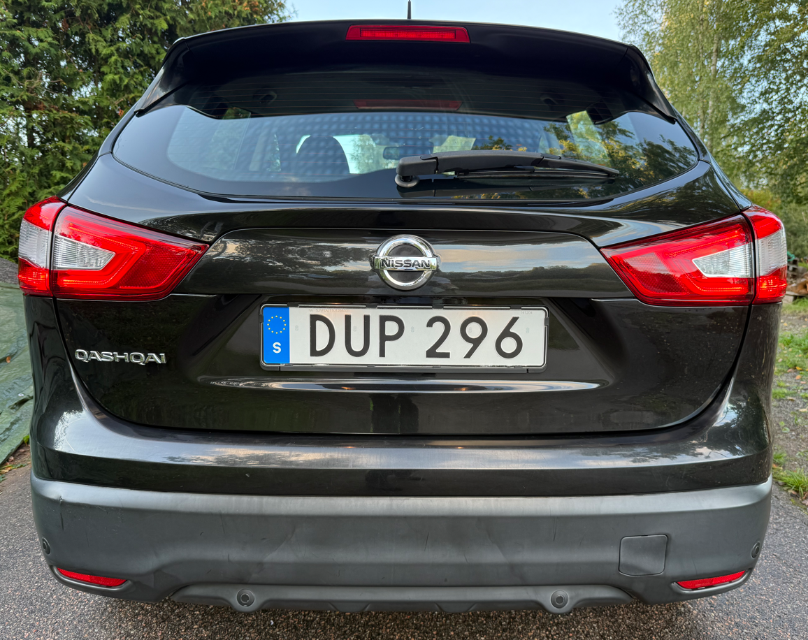 Nissan Qashqai 1.2 DIG-T Manuell 2015, bild 3/9