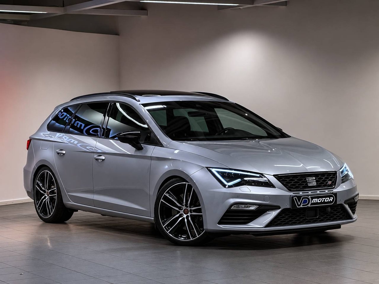 Seat Leon 2019, photo 4/10
