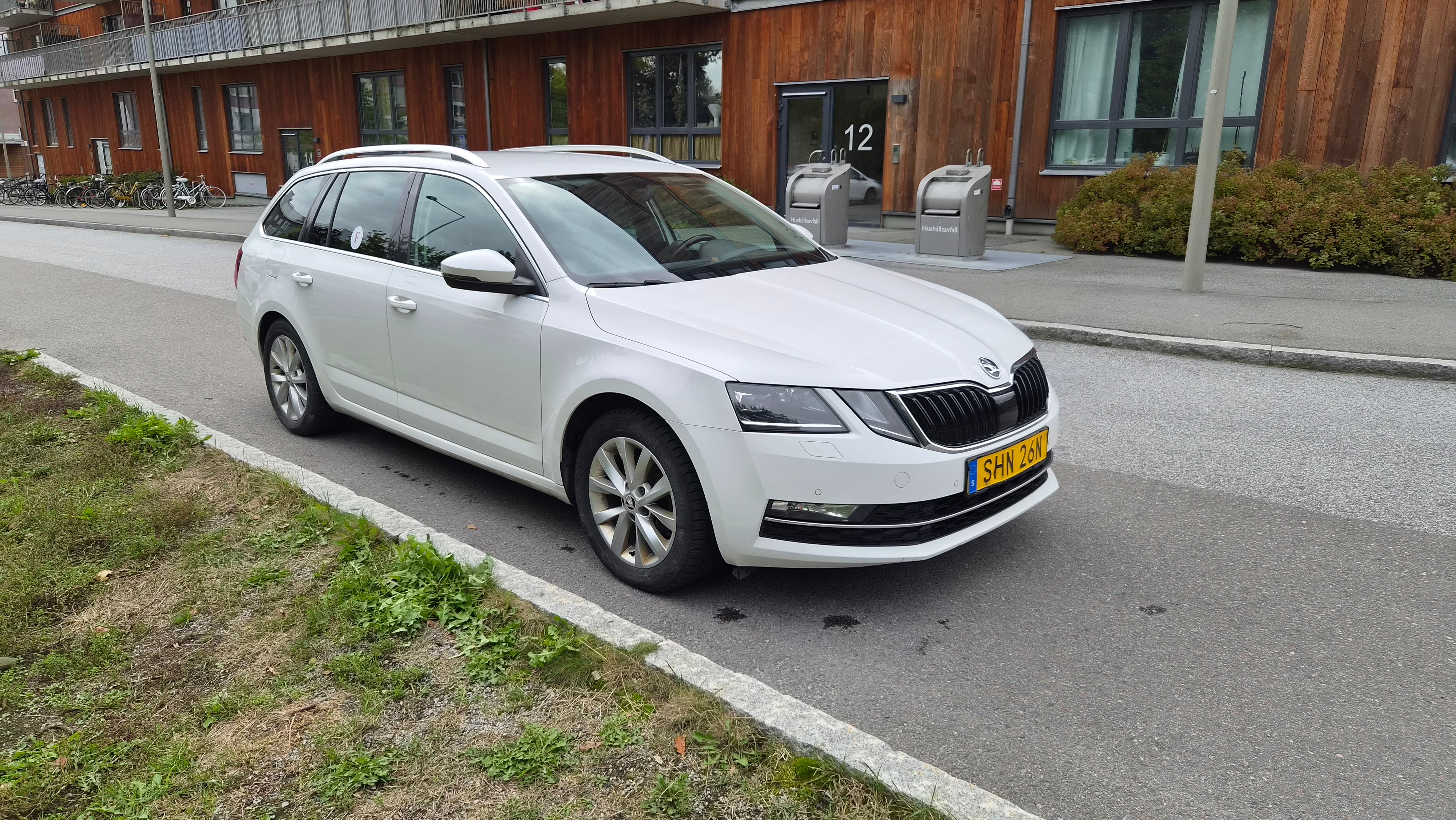 Skoda Octavia 2020, bild 2/9