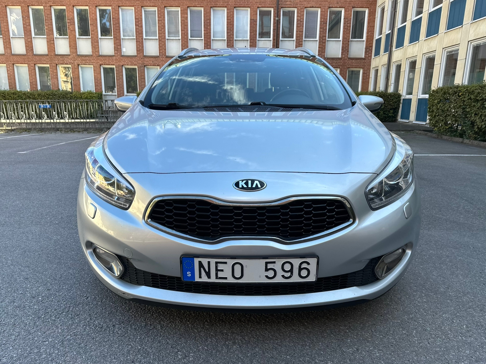 Kia Ceed _sw 1.6 CRDi Manuell 2013, bild 6/10