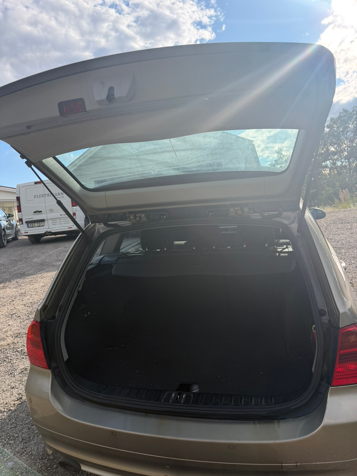 BMW 320 d Touring Manuell 2008, kuva 6/7