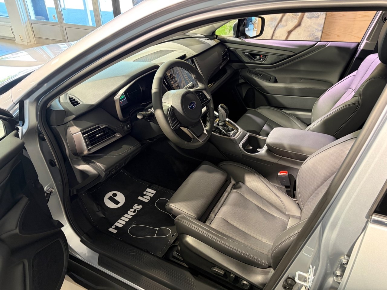 Subaru Outback 2.5 4WD XFuel Limited 2025, bild 6/9