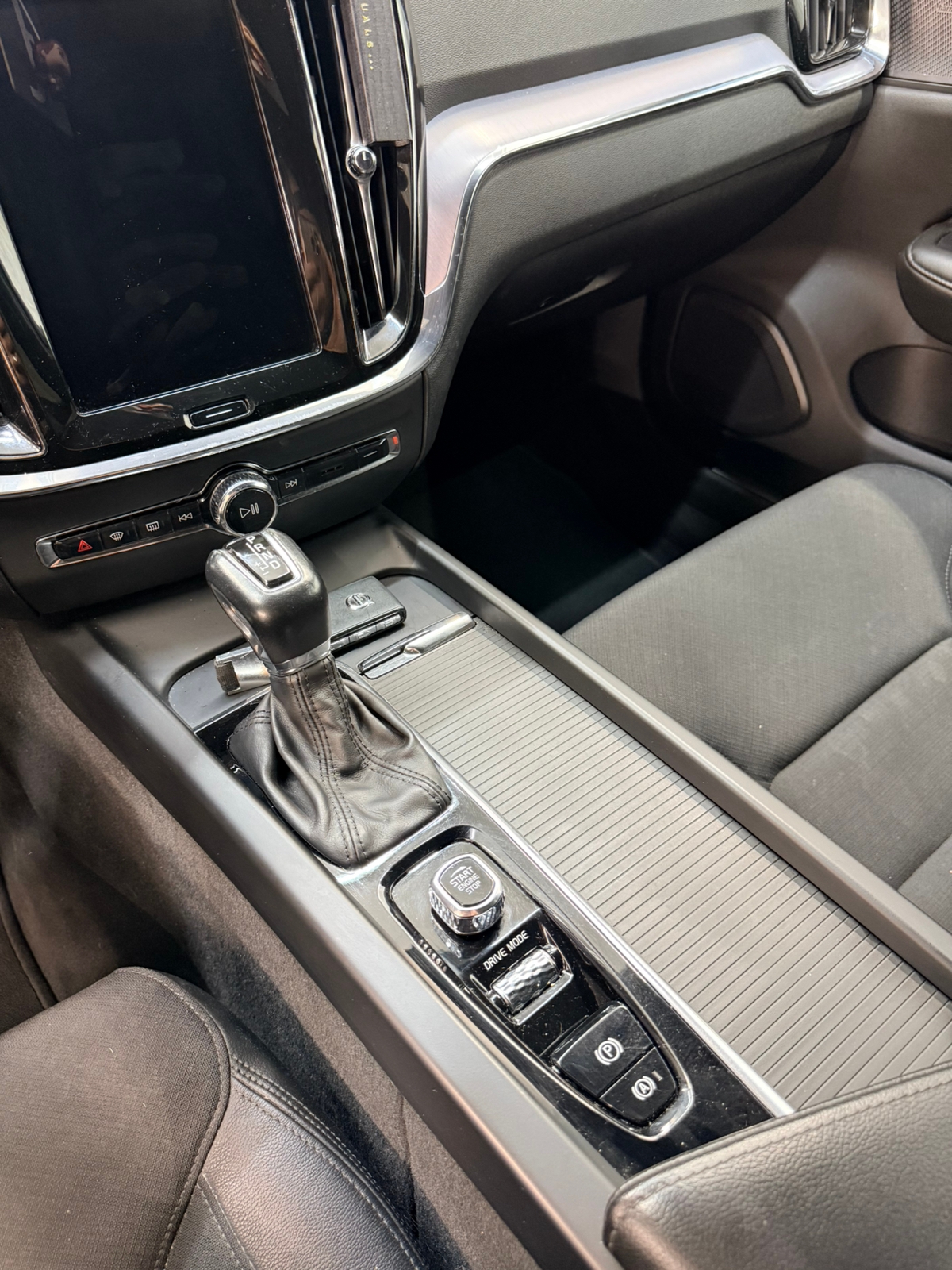 Volvo V60 2020, bild 7/8