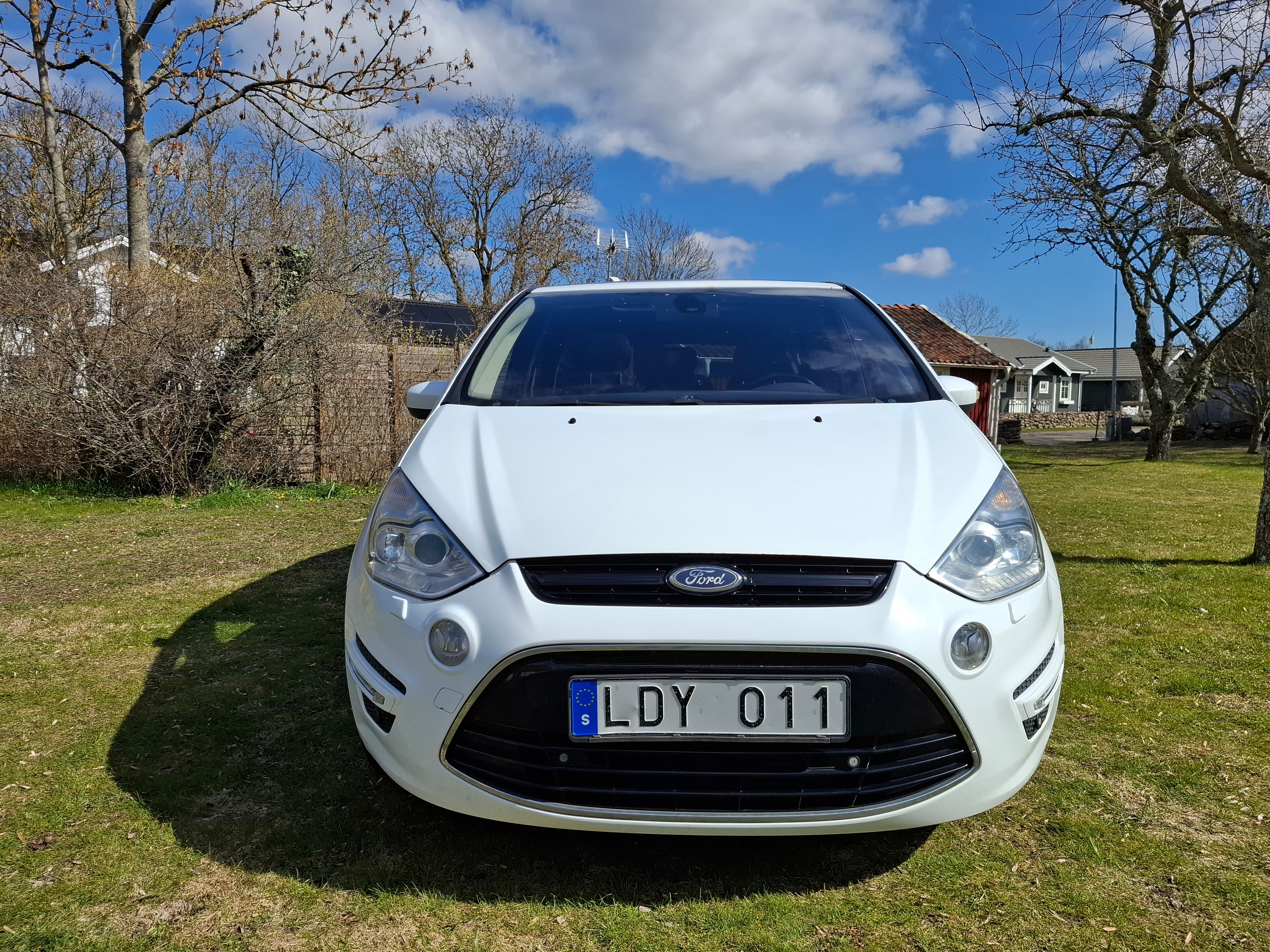 Ford S-MAX 2.0 TDCi Manuell 2011, bild 2/10