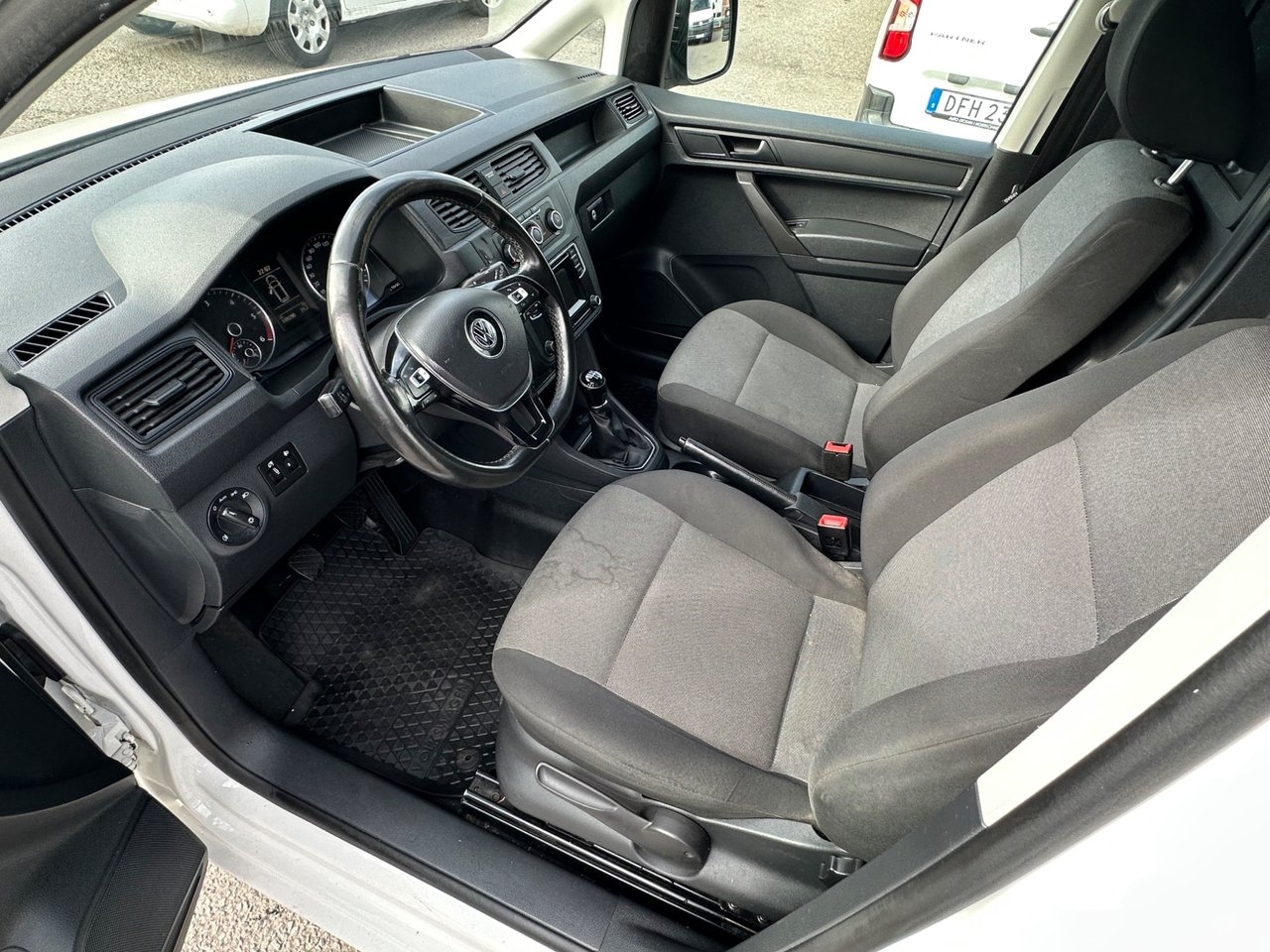 Volkswagen Caddy 2019, kuva 8/8