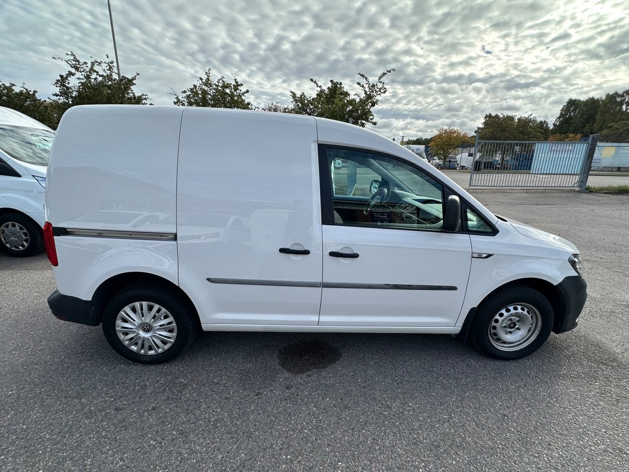 Volkswagen Caddy 2019, kuva 3/8