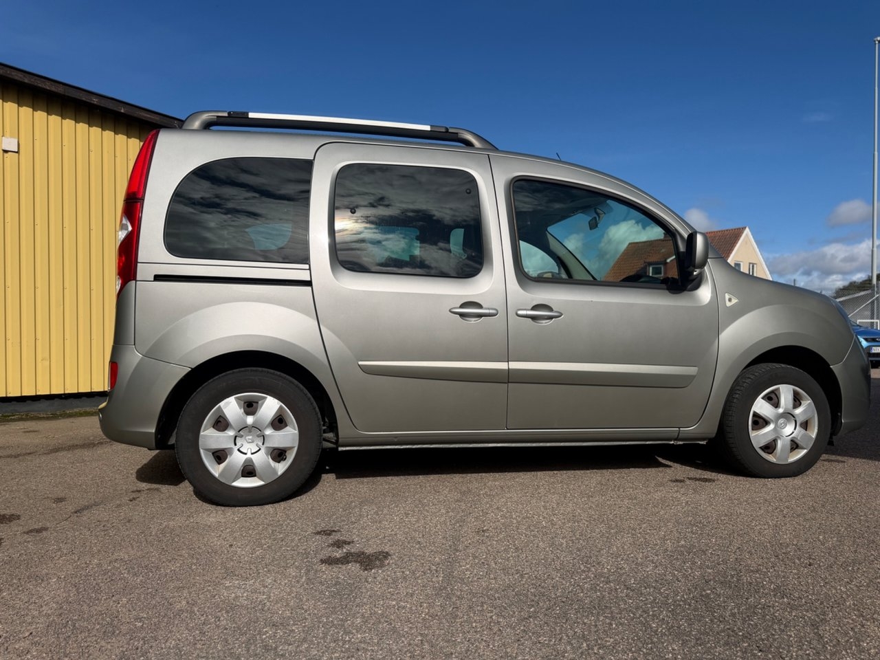Renault Kangoo Express 2011, photo 3/10