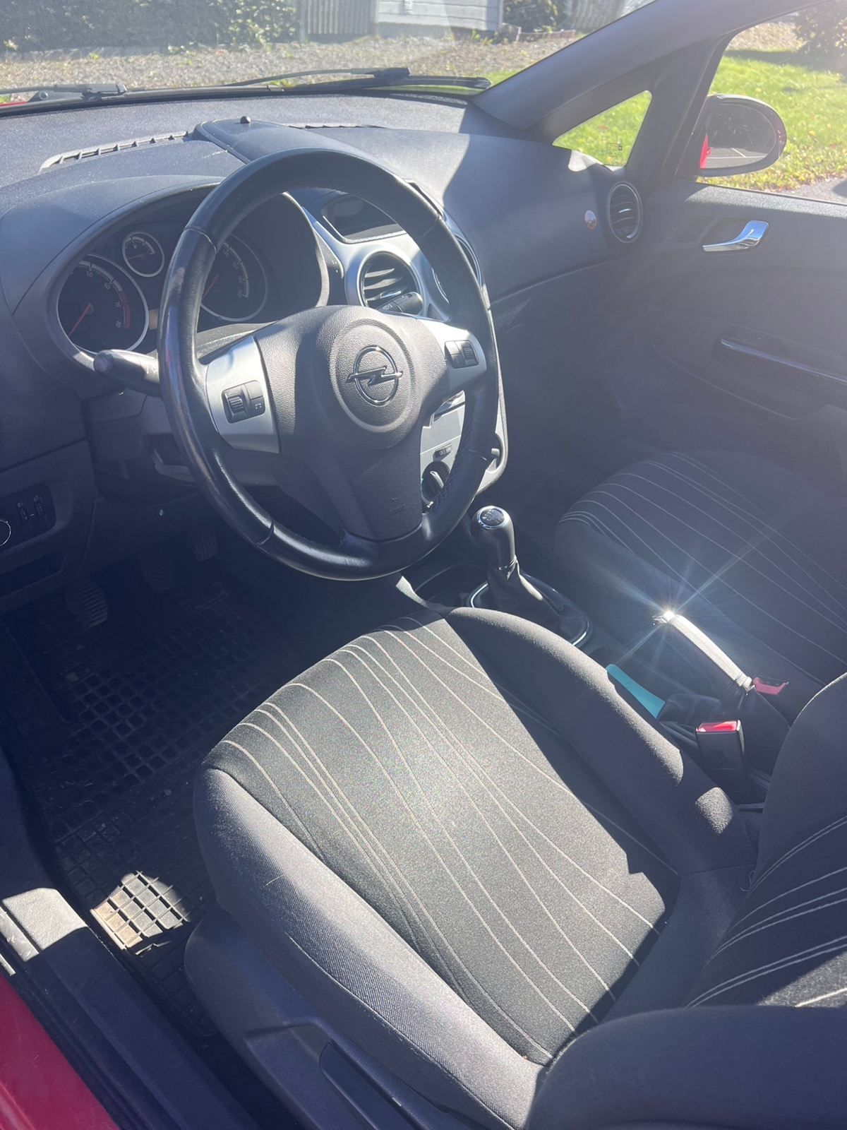 Opel Corsa 2010, photo 5/7