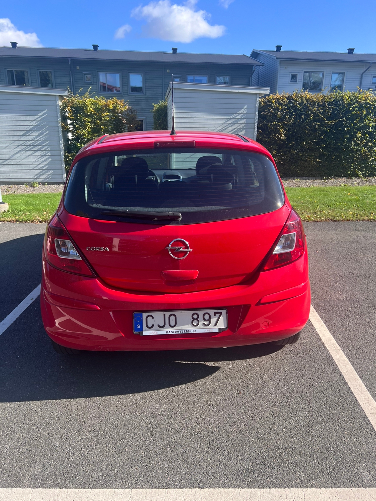 Opel Corsa 2010, photo 2/7