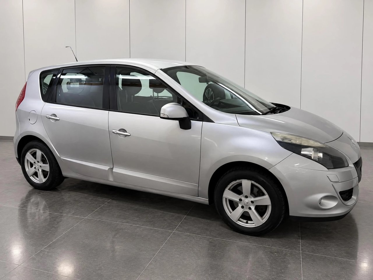 Renault Scenic 2011, bild 3/10