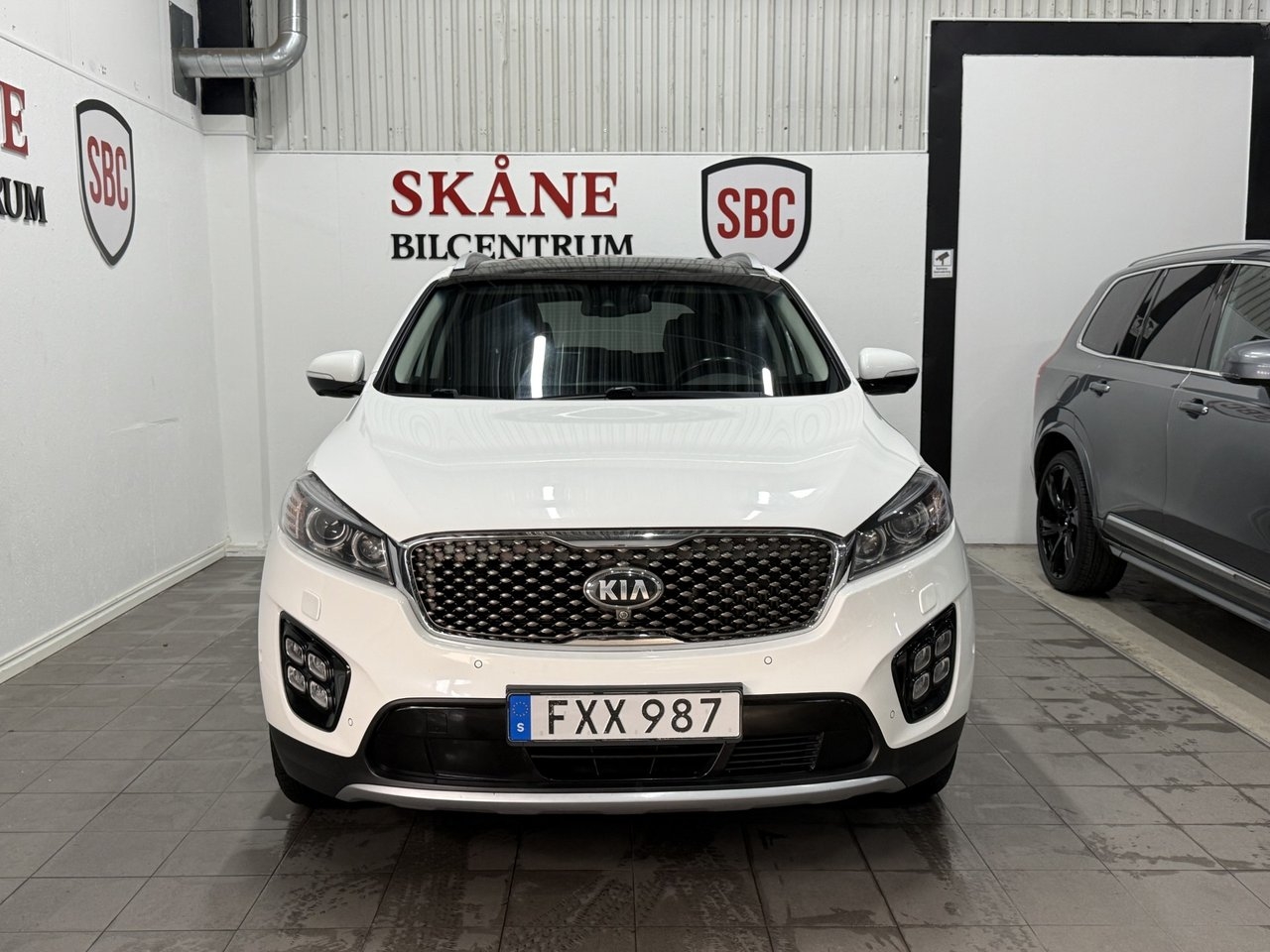 Kia Sorento 2.2 CRDi AWD/Pano/Drag/360 2017, bild 2/10