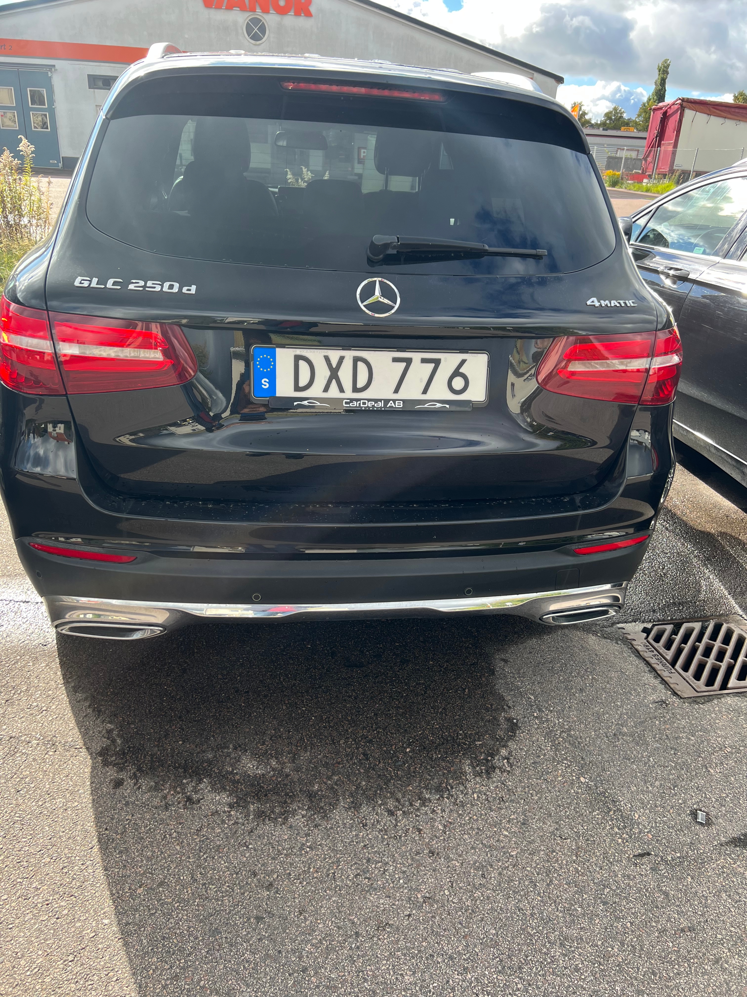 Mercedes-Benz GLC 250 d 4MATIC 9G-Tronic 2017, bild 2/7