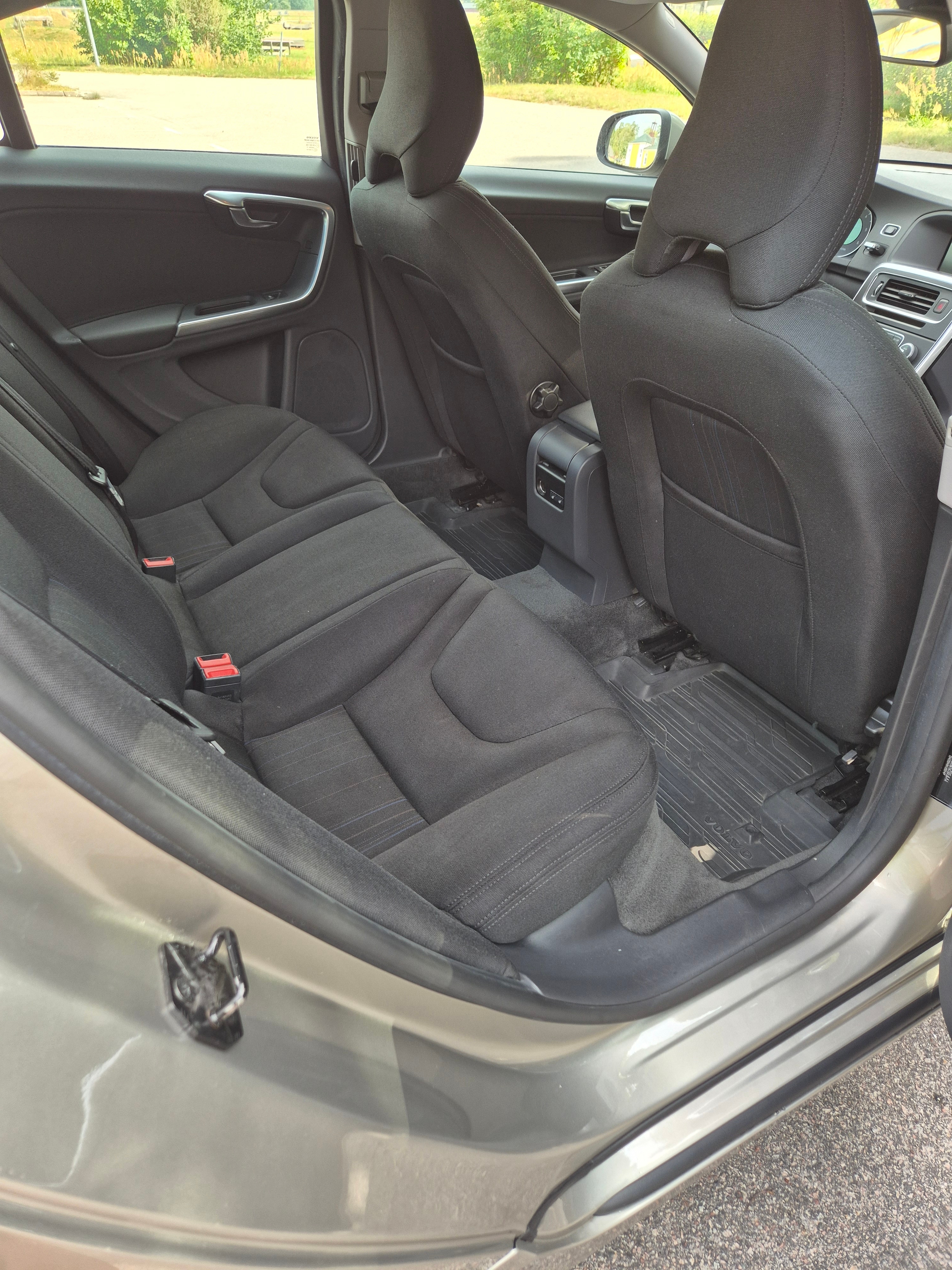Volvo S60 D3 Manuell 2011, bild 7/7