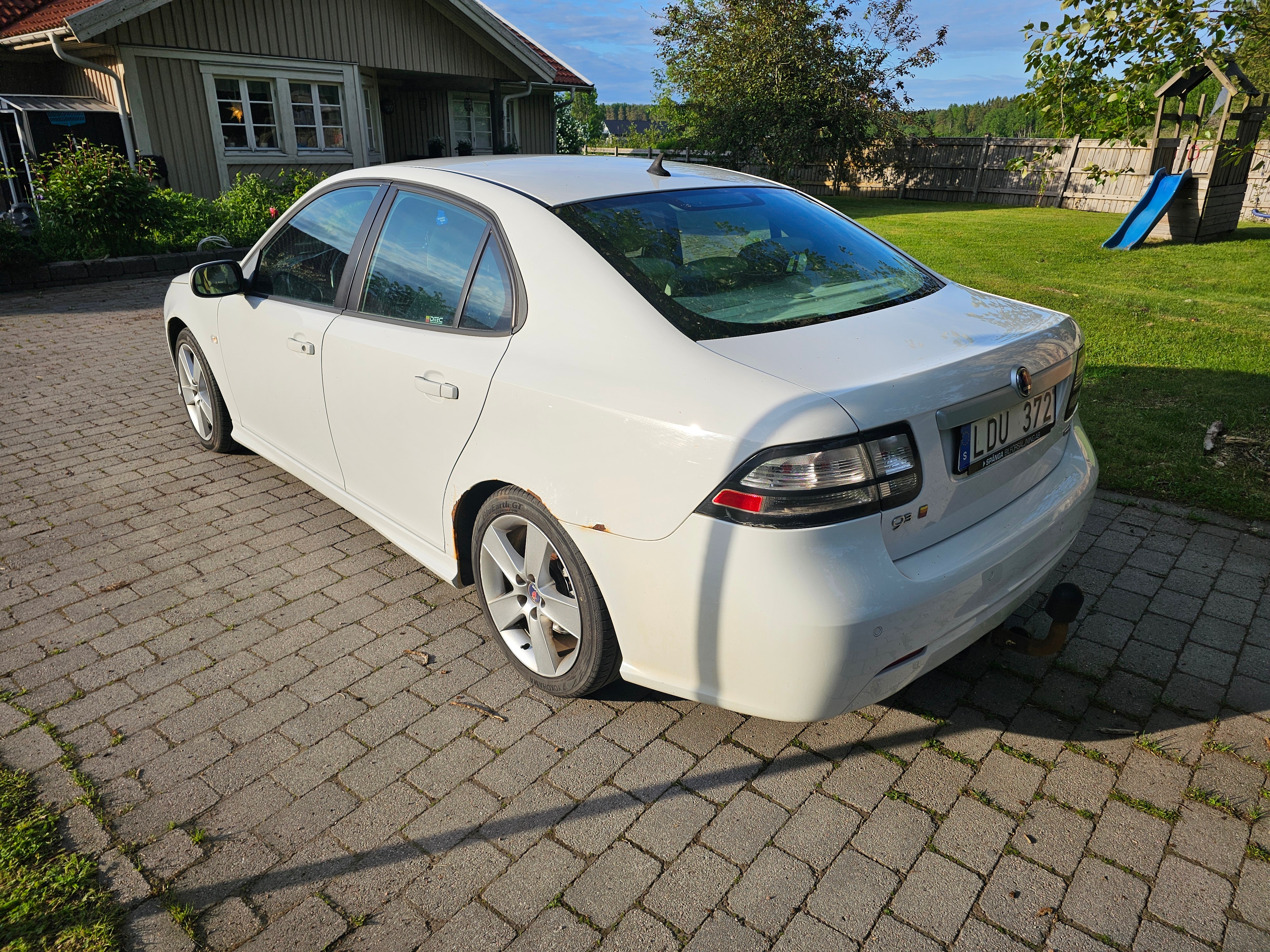 Saab 9-3 SportSedan 1.9 TTiD Manuell 2011, photo 4/10