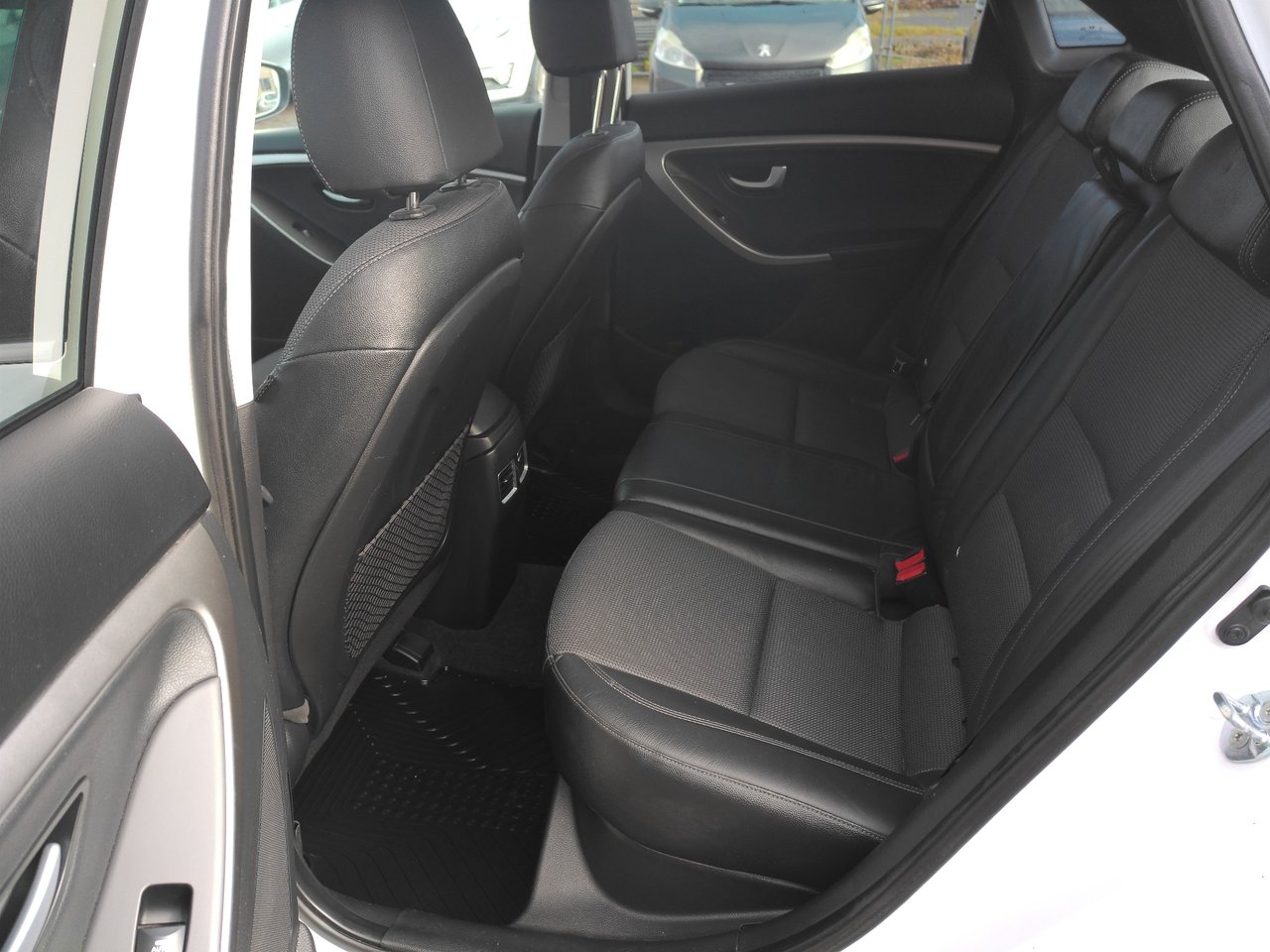 Hyundai i30 2016, kuva 6/10