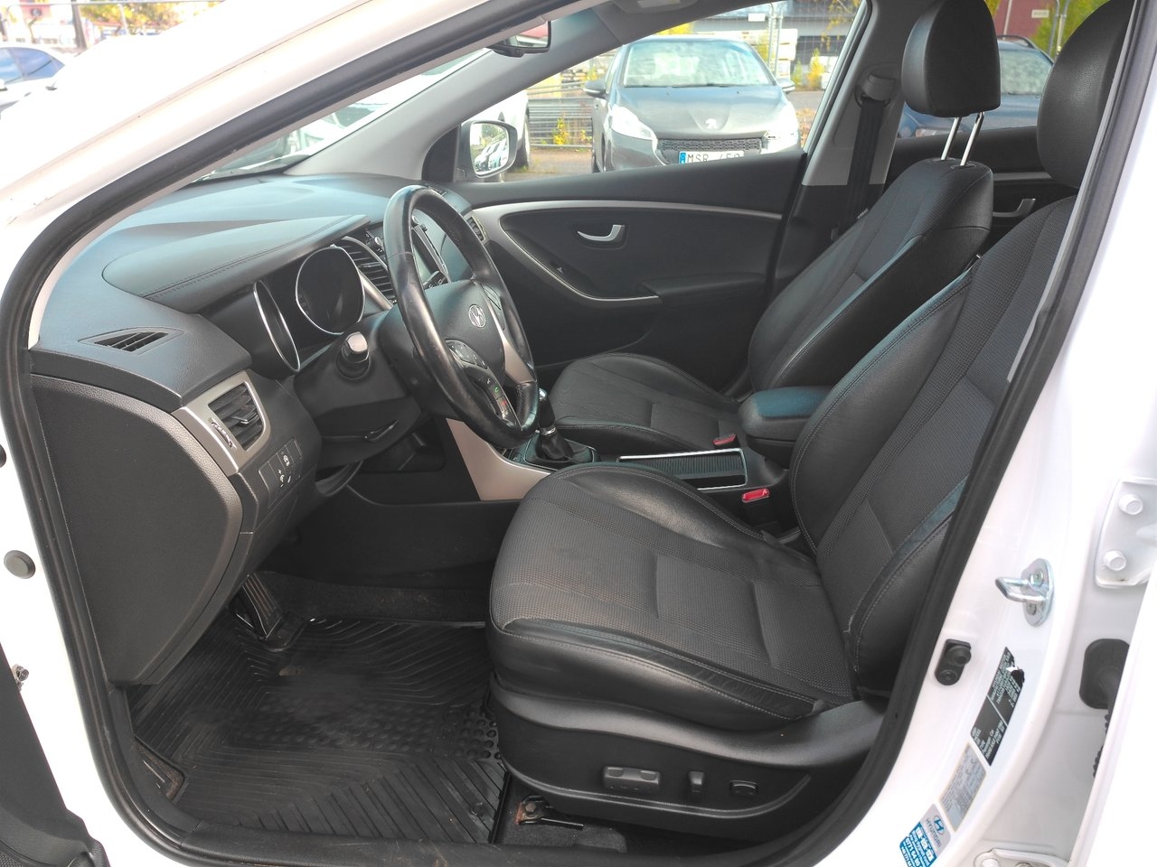 Hyundai i30 2016, kuva 5/10