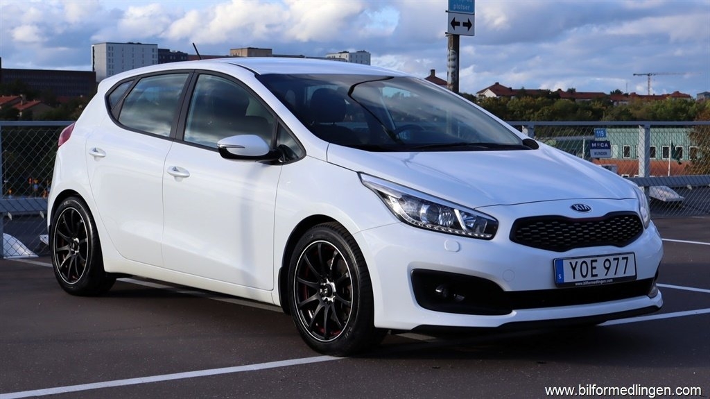 Kia Ceed 2018, bild 2/10