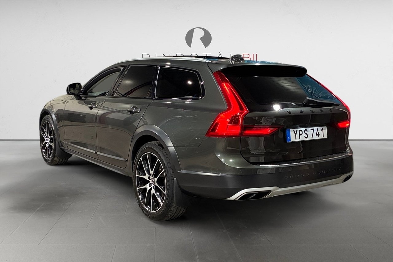 Volvo V90 Cross Country 2018, bild 4/10