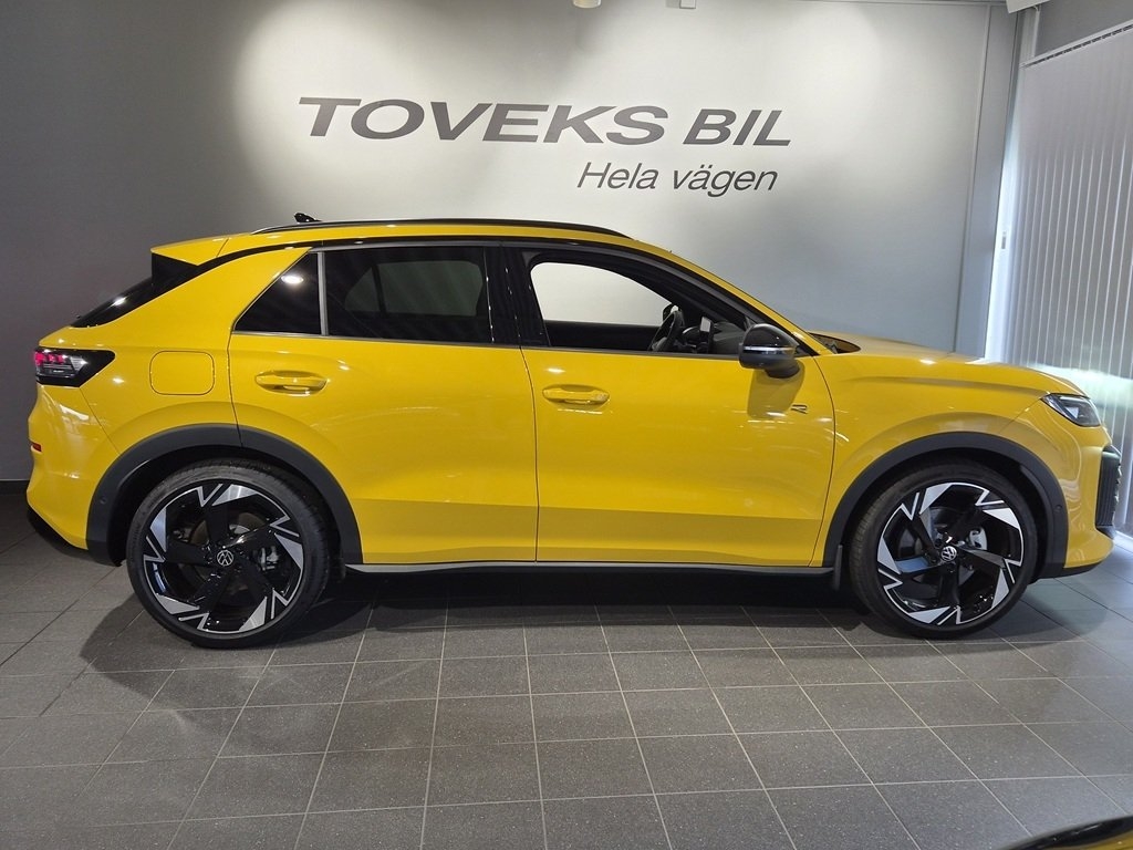 Volkswagen T-Roc R-Line 1.5 eTSI 150hk 2026, photo 7/10