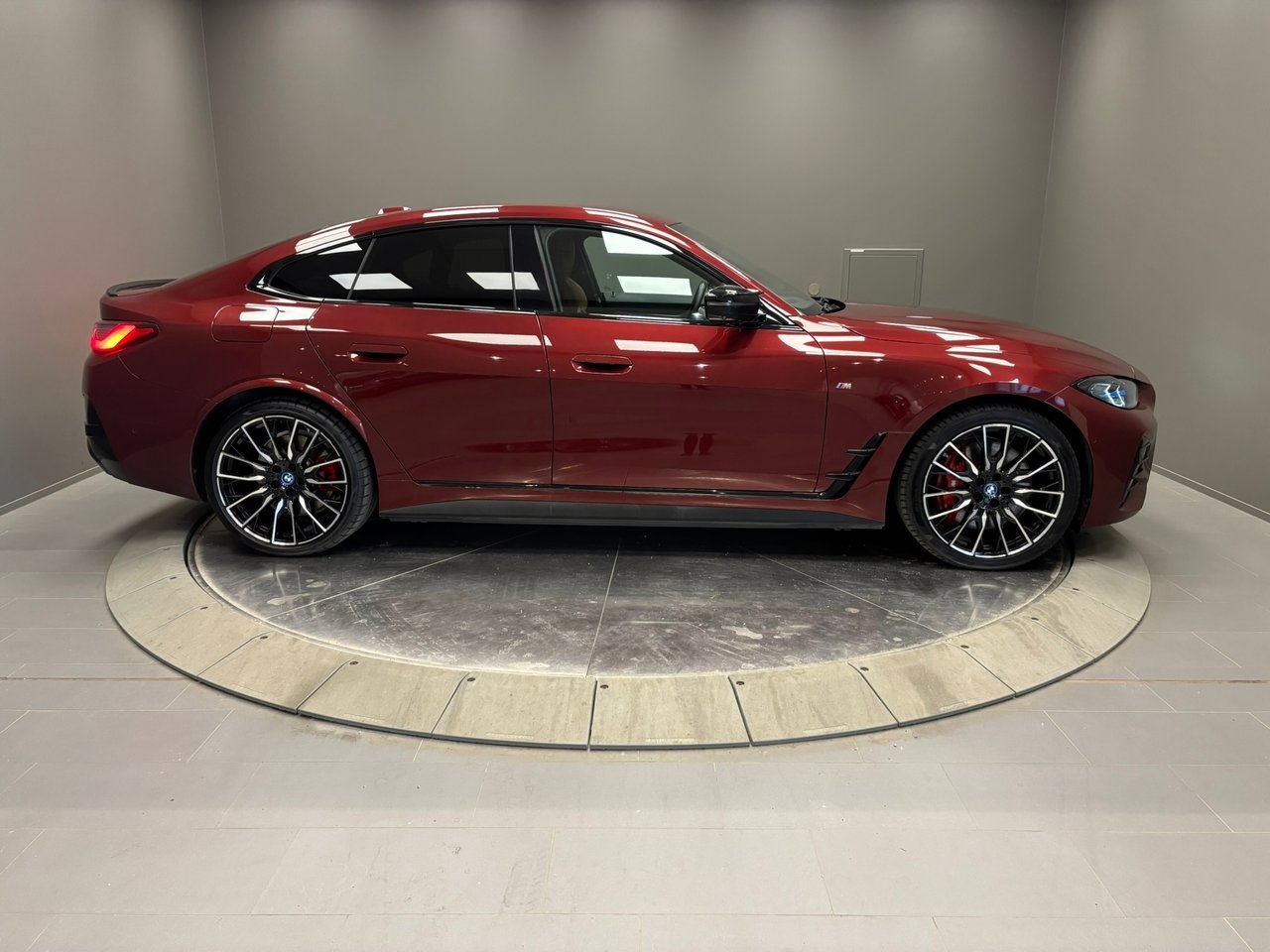 BMW i4 M50 xDrive Gran Coupé M Sport 2024, photo 6/10