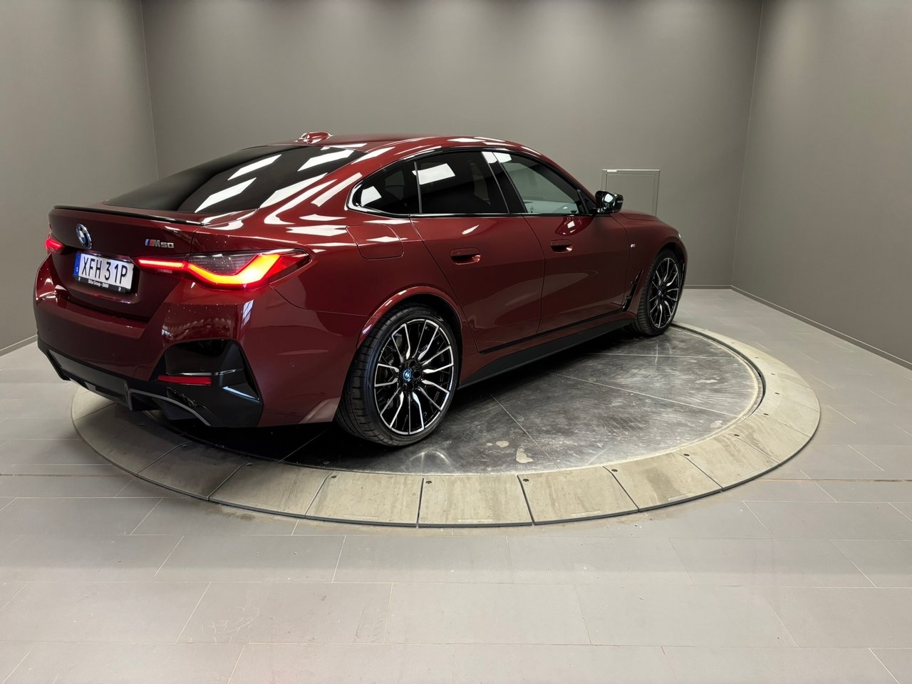 BMW i4 M50 xDrive Gran Coupé M Sport 2024, photo 5/10