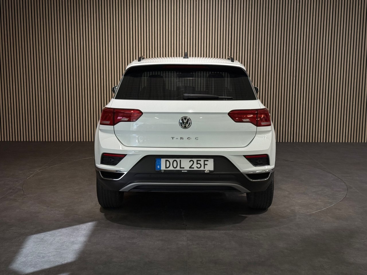 Volkswagen T-Roc 1.0 TSI OPF 2020, bild 5/10