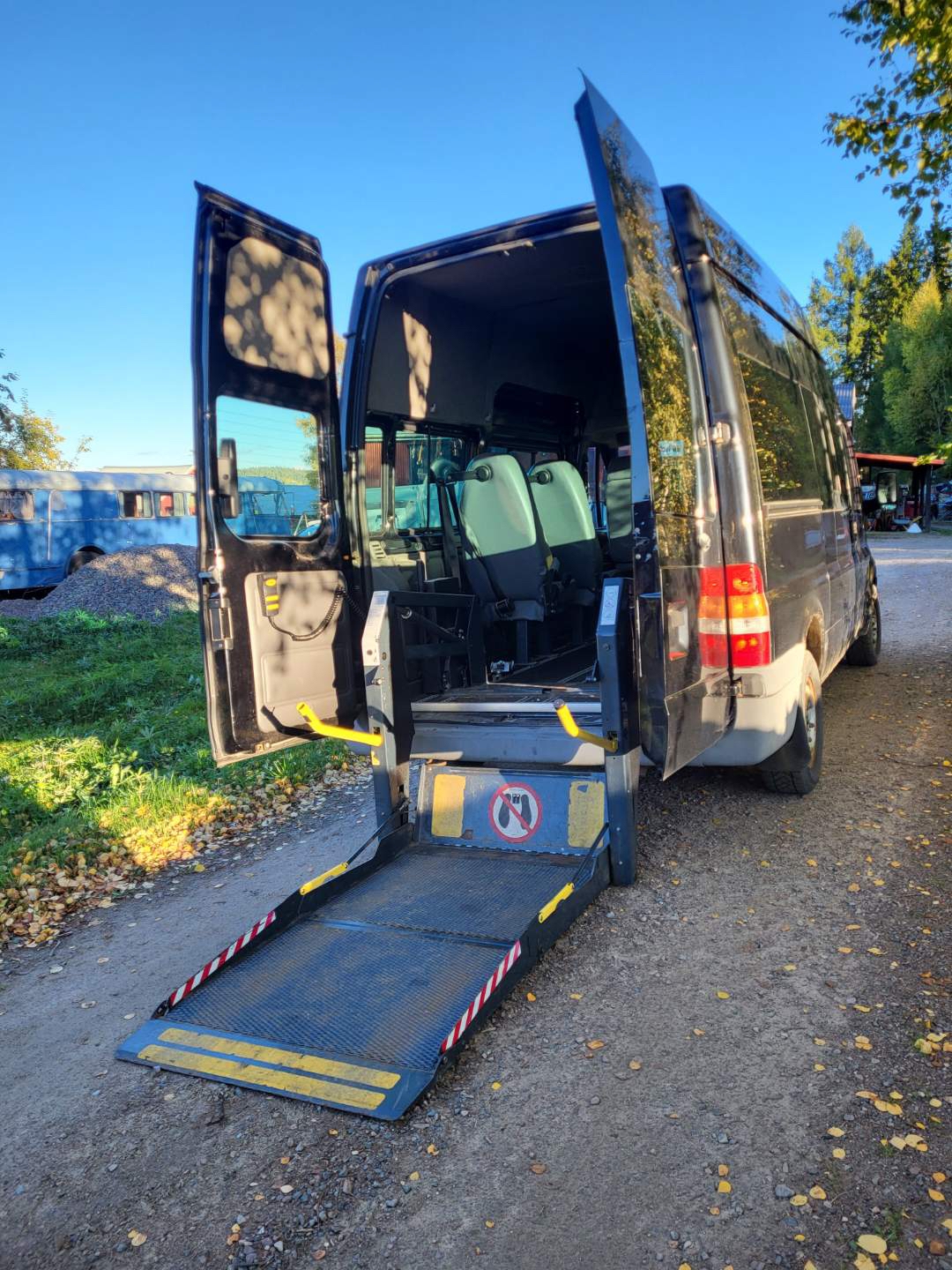 Ford Transit T300 Kombi 2.0 TDCi Manuell 2006, kuva 4/7