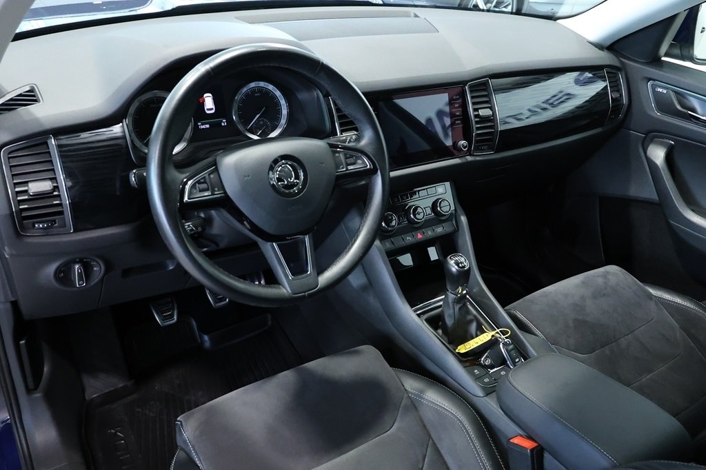 Skoda Kodiaq 2017, bild 6/10