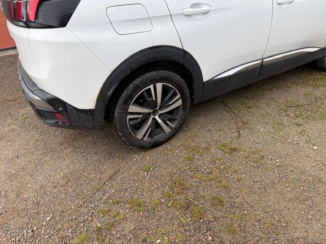 Peugeot 3008 1.2 PureTech 130 EAT 2019, bild 8/8