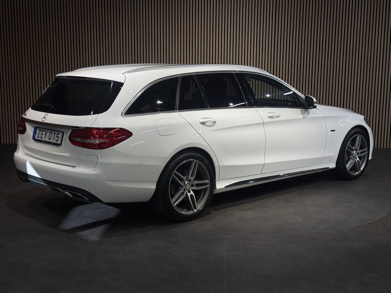 Mercedes-Benz C 2018, bild 4/10