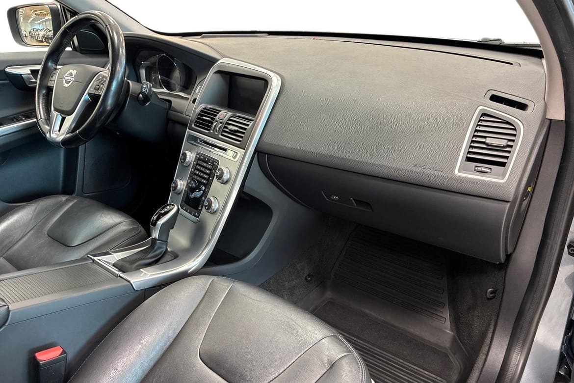 Volvo XC60 2017, bild 6/10