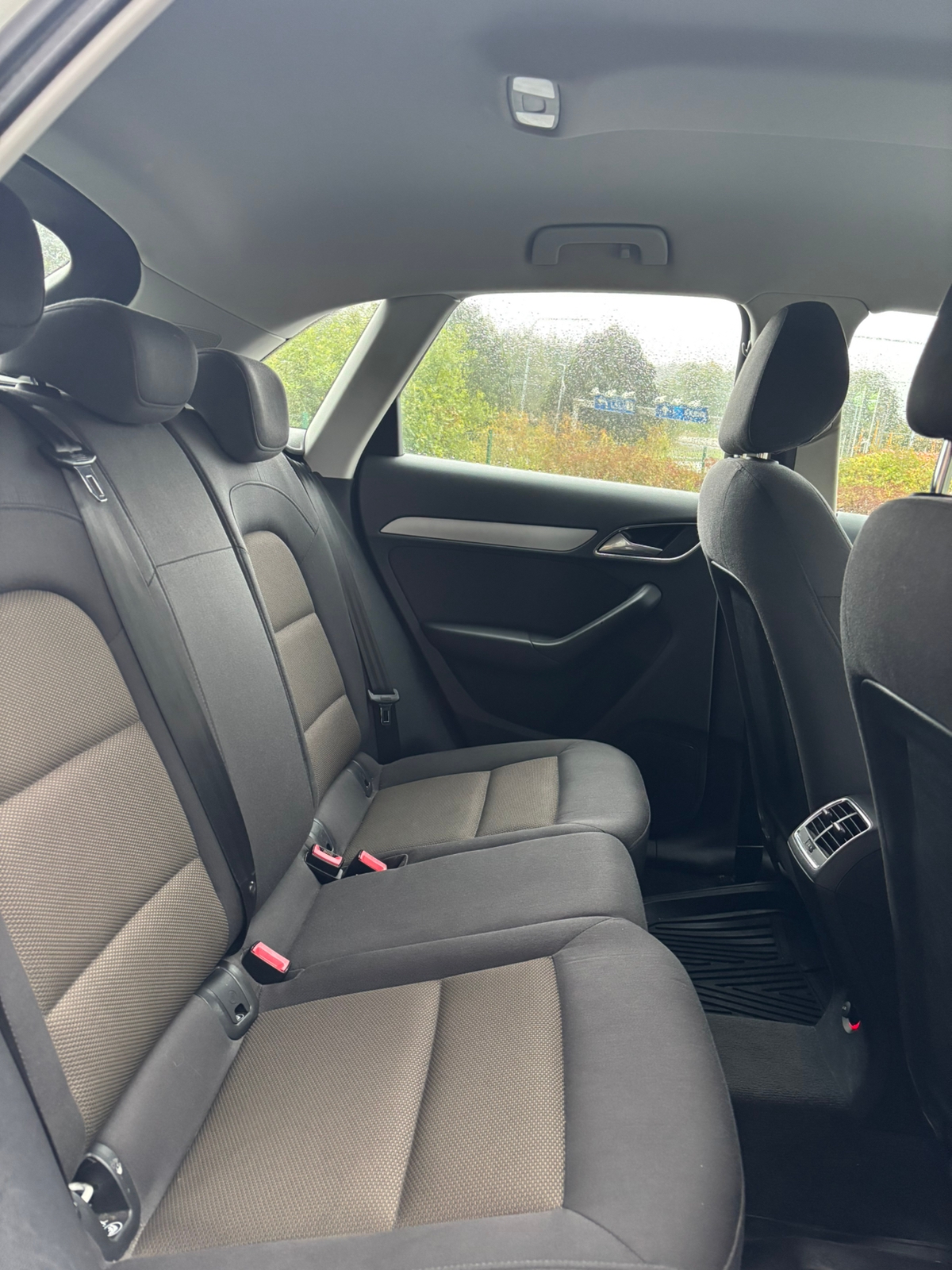 Audi Q3 2.0 TDI Manuell 2013, bild 6/6