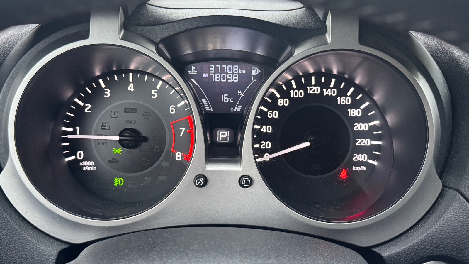 Nissan Juke 1.6 XTRONIC-CVT 2019, bild 7/10