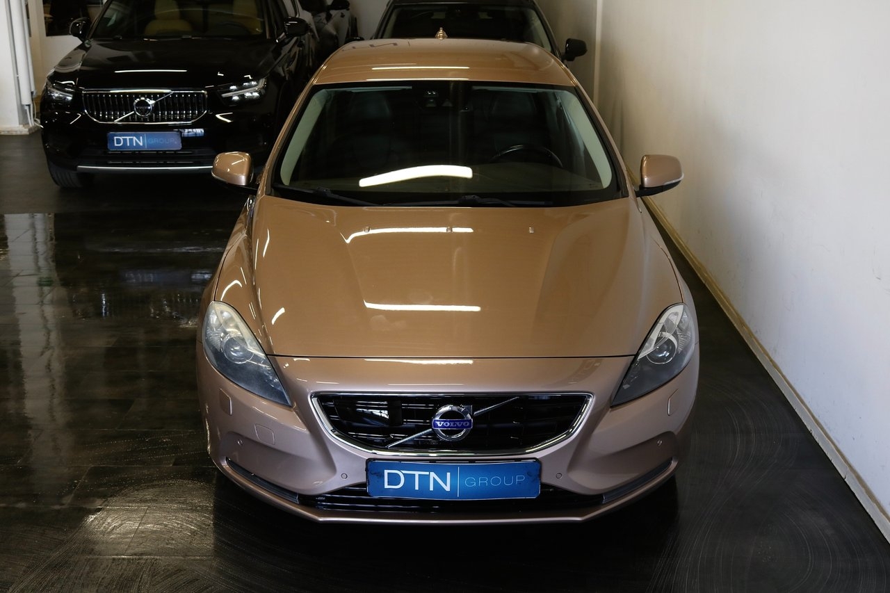 Volvo V40 2013, photo 6/10