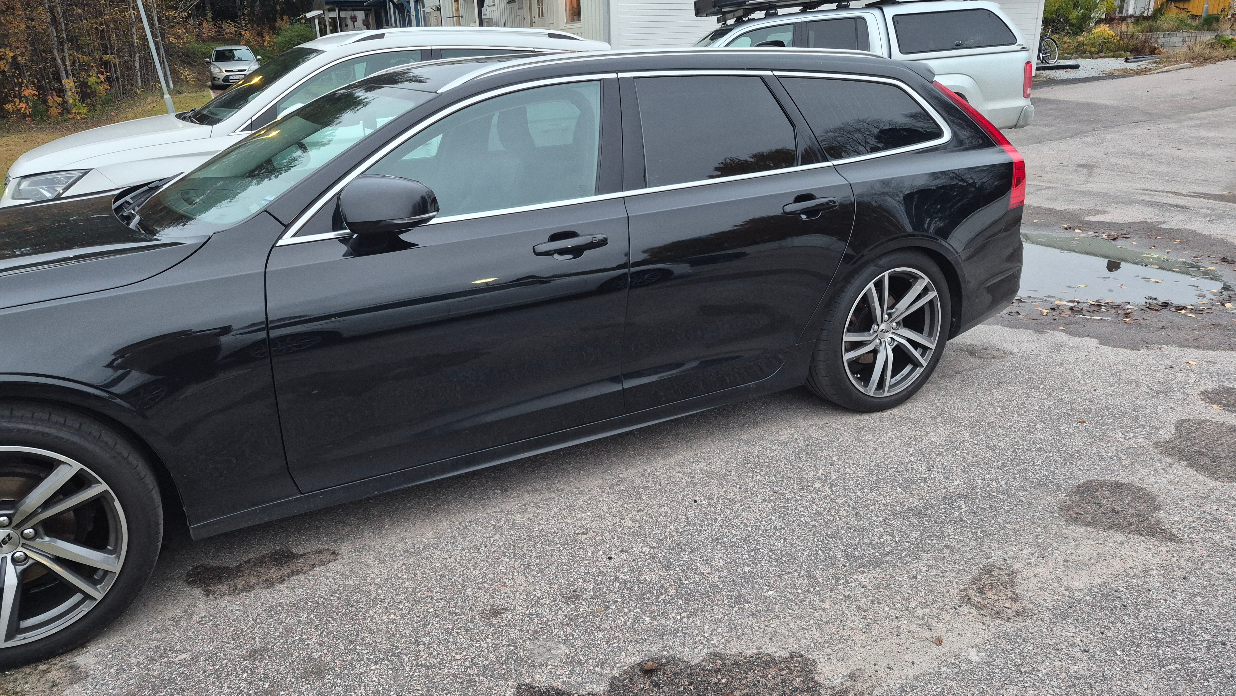 Volvo V90 D3 AWD Geartronic 2019, bild 4/11