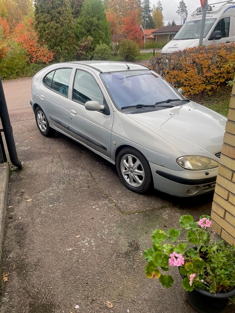 Renault Mégane 1.6 16V 2002, bild 3/5