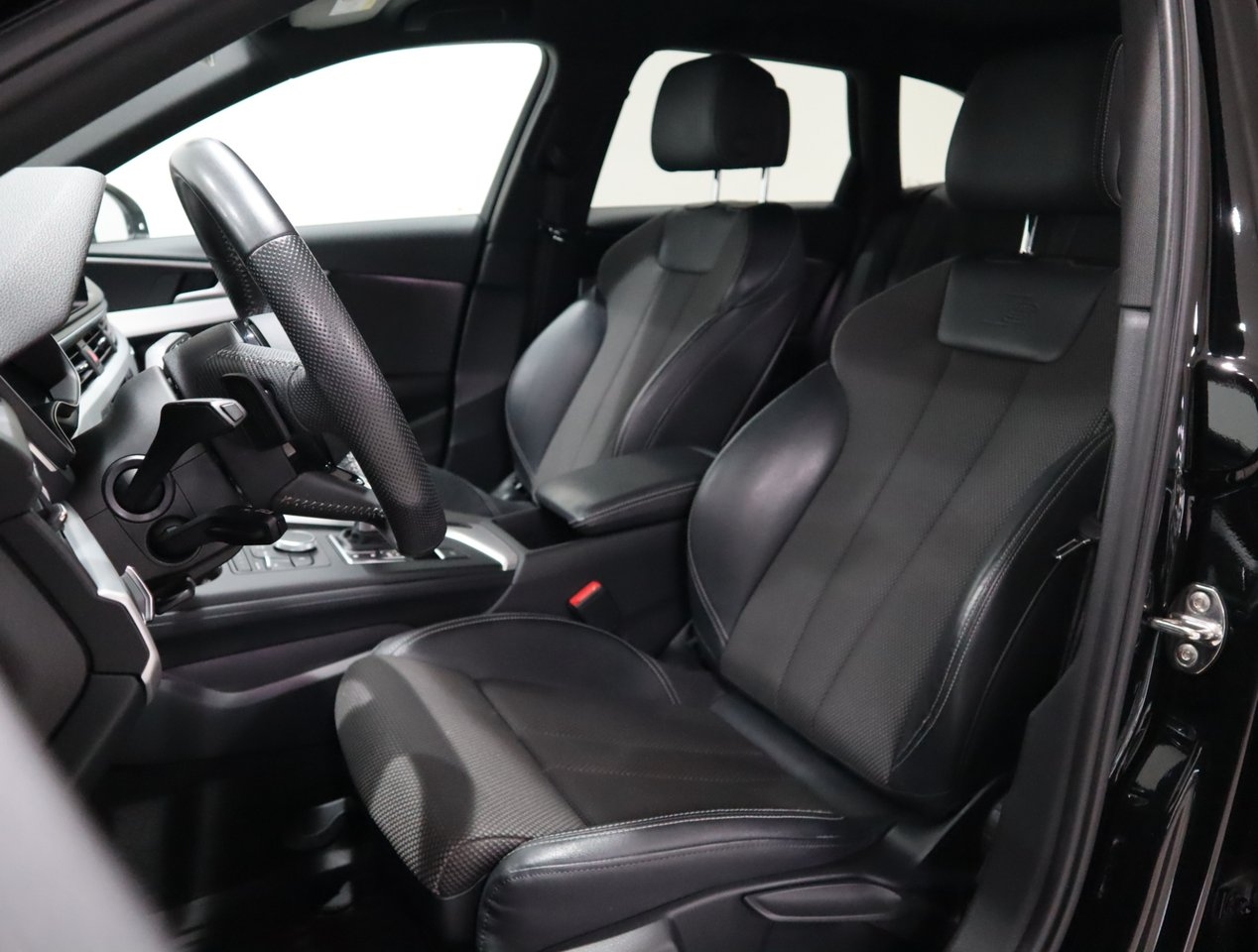 Audi A4 2019, bild 7/10