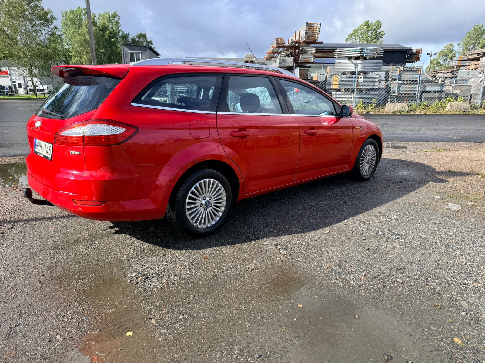 Ford Mondeo Kombi 2.0 TDCi Manuell 2008, photo 2/9