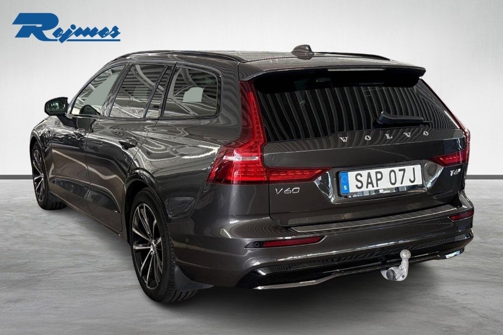Volvo V60 T6 Plus Dark Nordic Edition 2025, bild 2/33