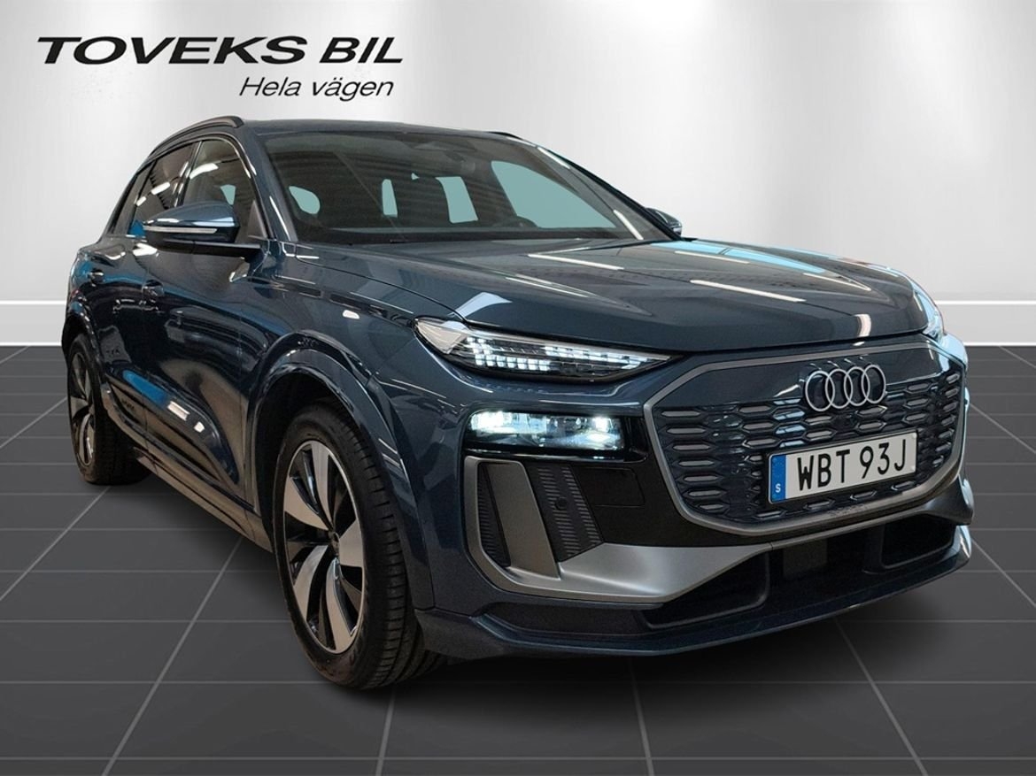 Audi Q6 e-tron 388 hk S-LINE Q DRAG 2024, bild 2/25