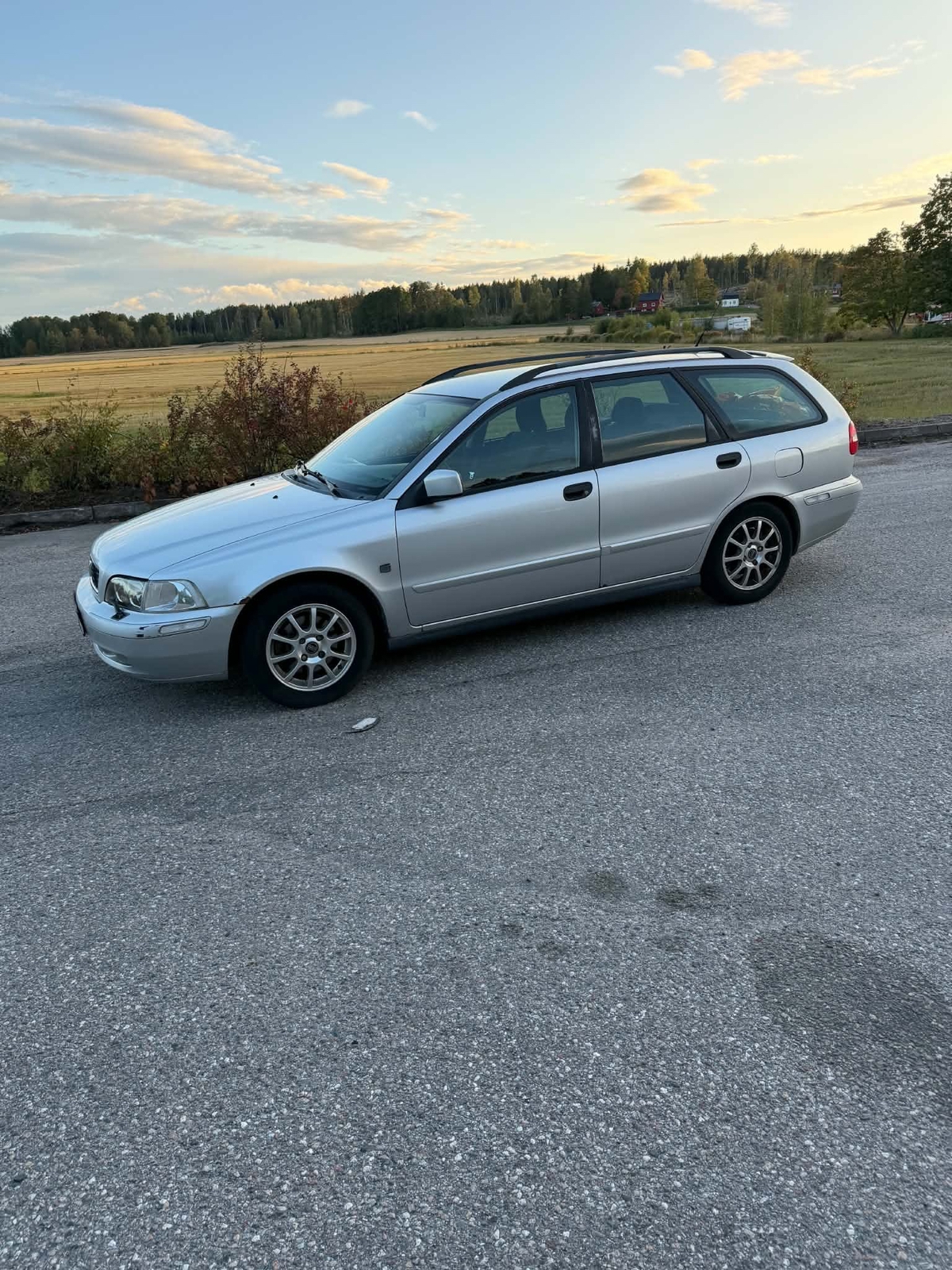 Volvo V40 1.8 Manuell 2004, kuva 3/6