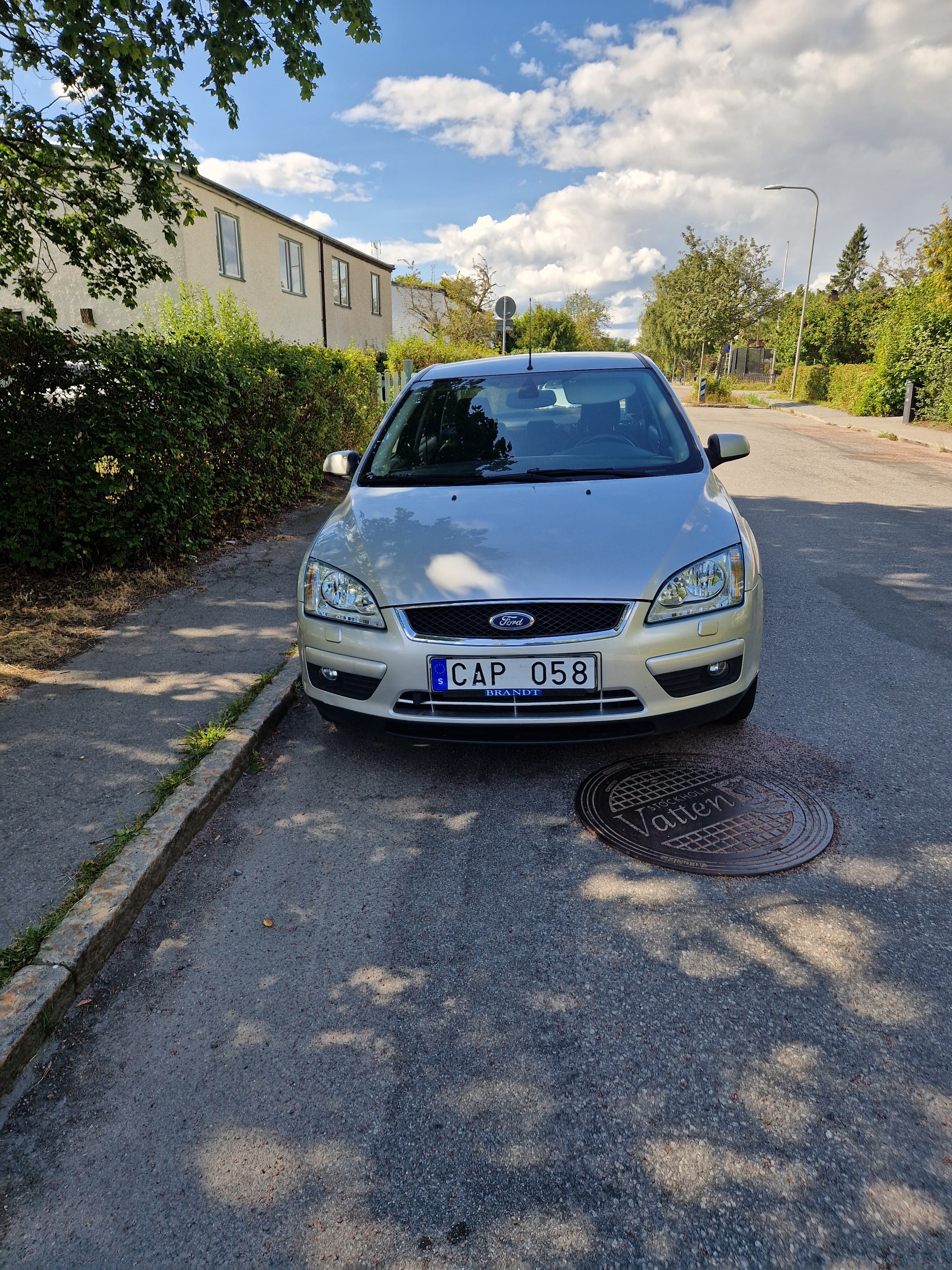 Ford Focus Sedan 2.0 Manuell 2007, kuva 4/6