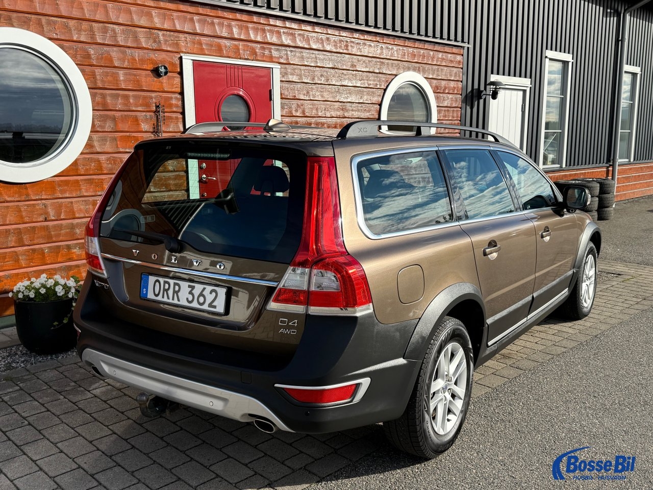 Volvo XC70 D4 AWD 2015, photo 5/10