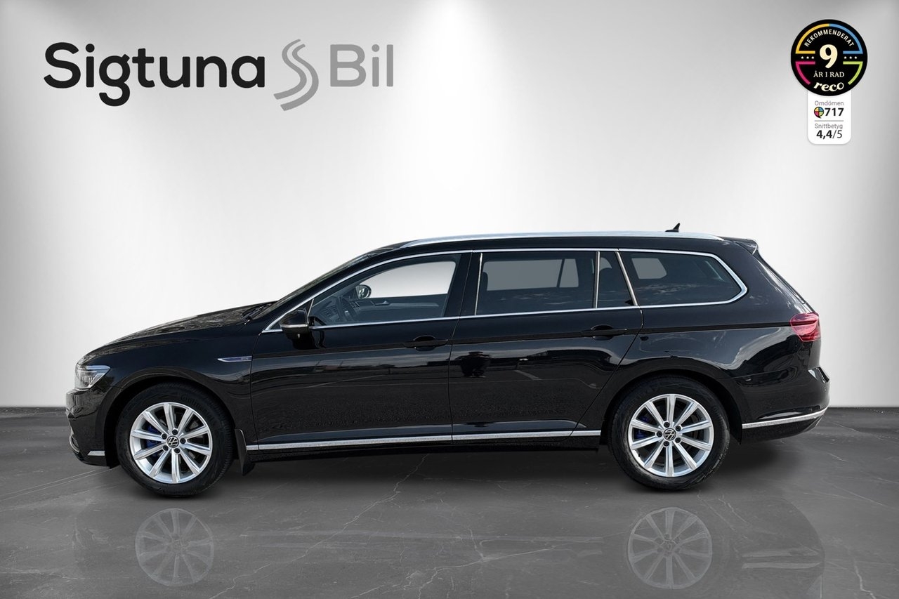 Volkswagen Passat 2021, bild 2/25
