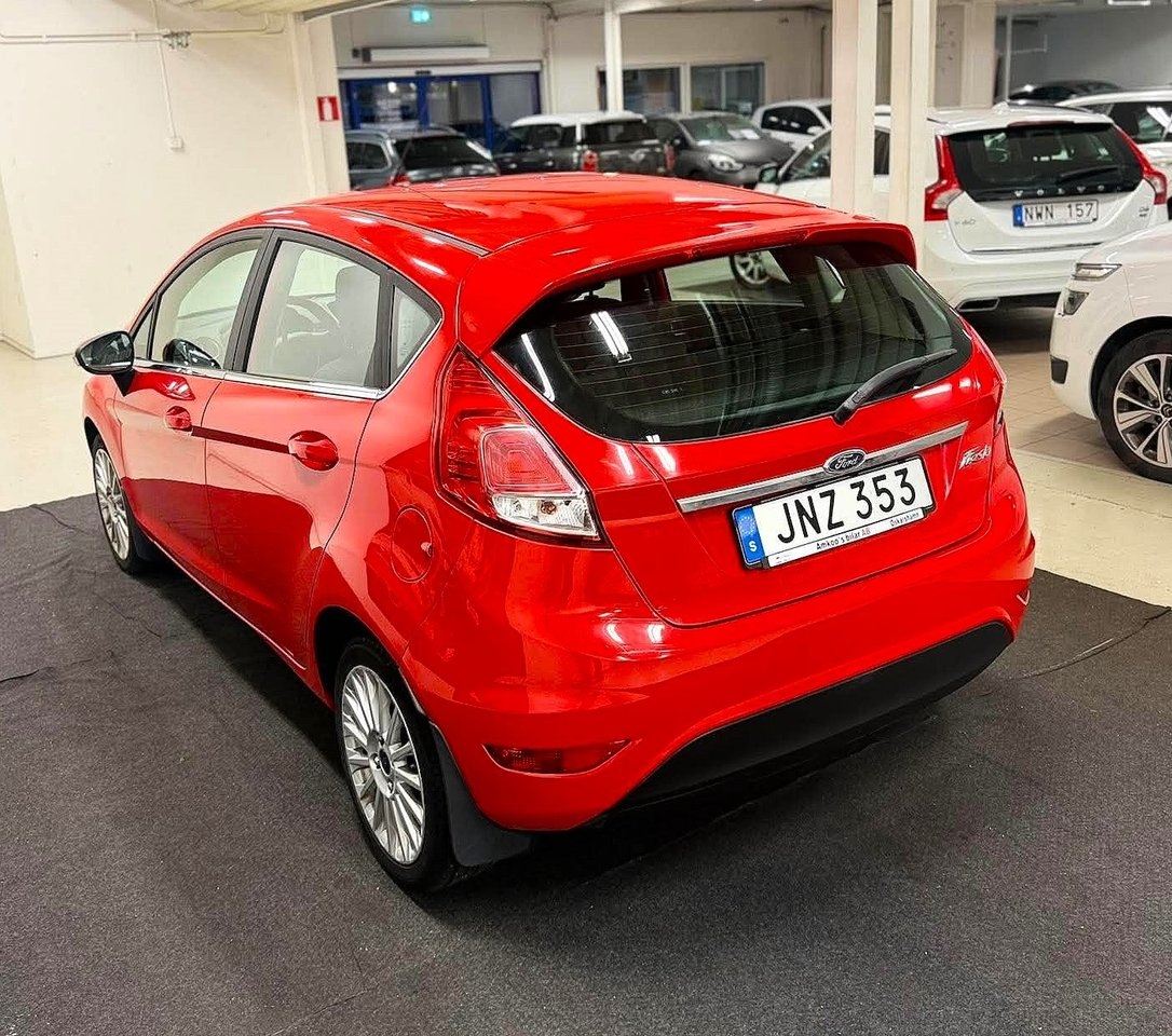Ford Fiesta 5-dörrar 1.0 Titanium Euro 6 2015, bild 5/10