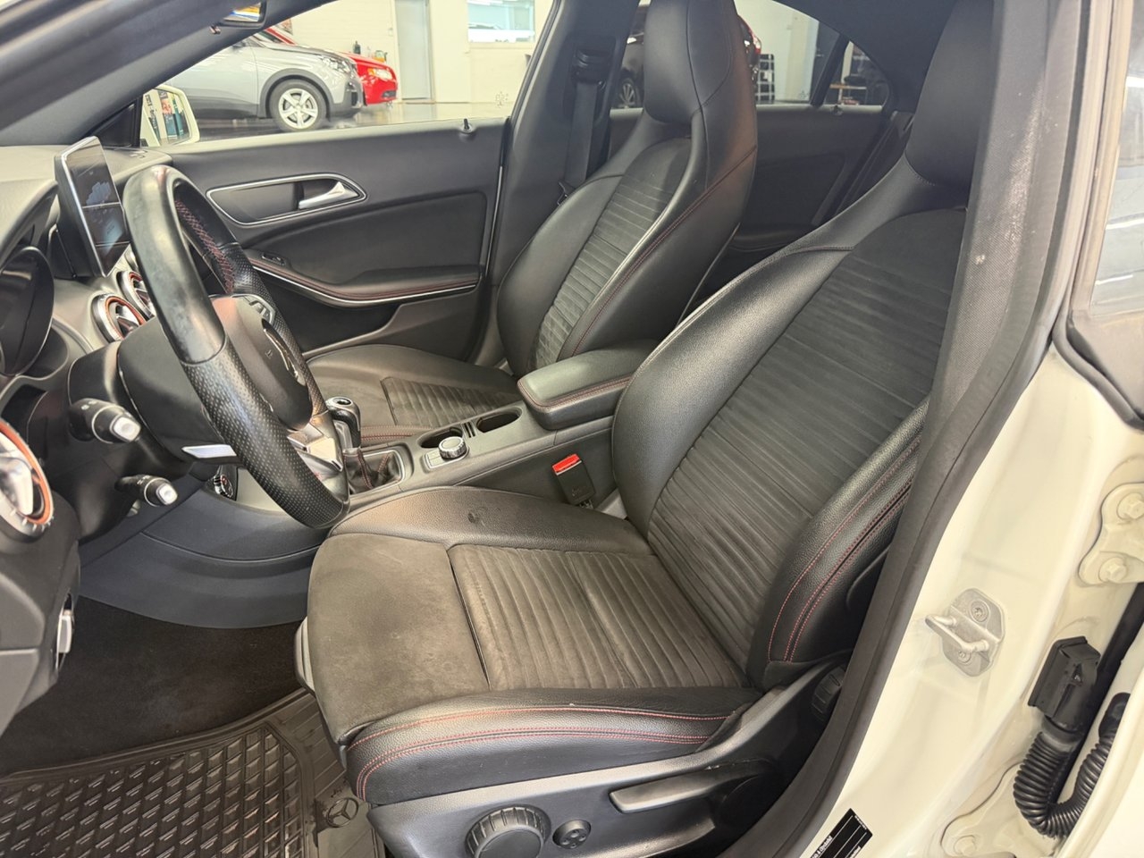 Mercedes-Benz CLA 200 d AMG Line 2016, bild 6/10