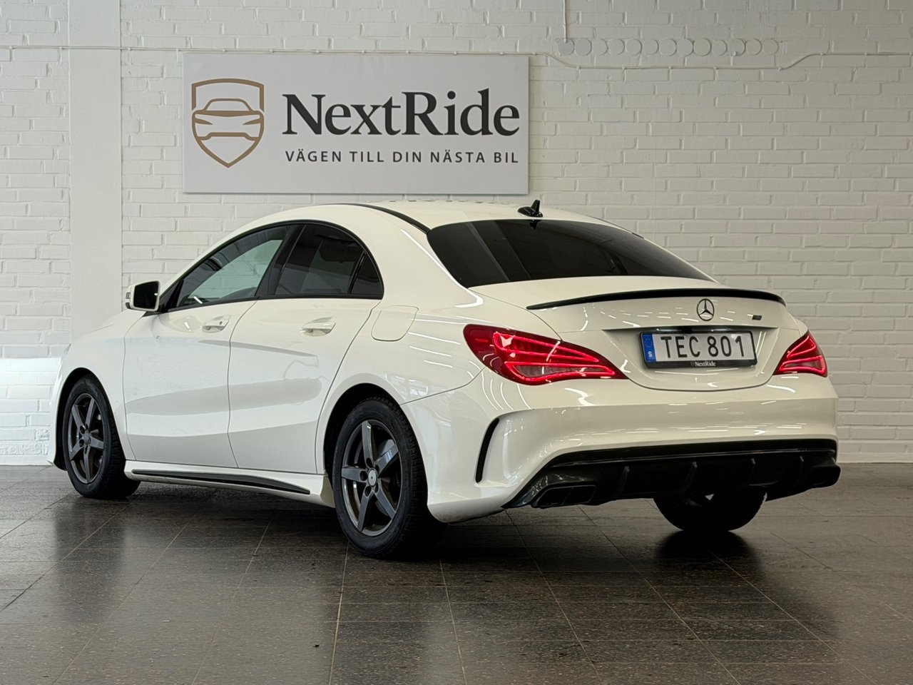 Mercedes-Benz CLA 200 d AMG Line 2016, bild 3/10