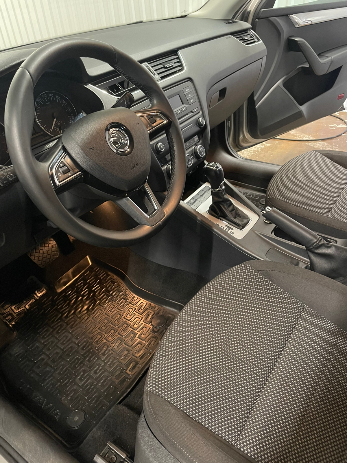 Skoda Octavia 2014, bild 7/10