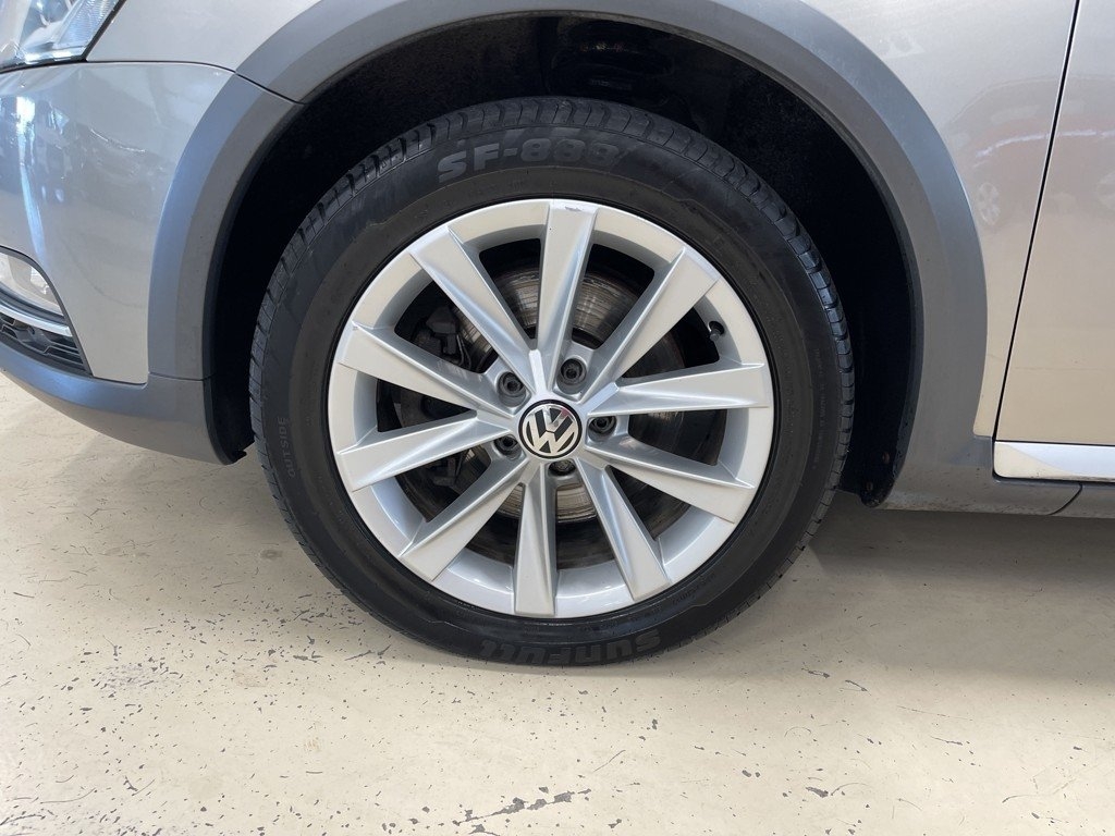 Volkswagen Passat 2015, bild 7/7